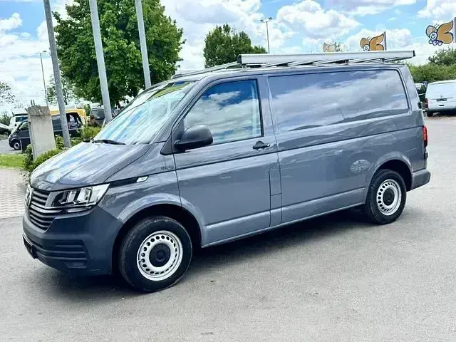 Usado VW Transporter 110 CV (80 kW) 2020 Gris Van