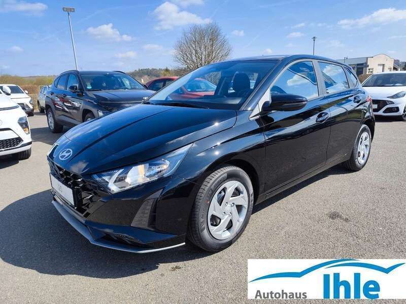 Schwarz Neu 2025 Hyundai i20 Select Limousine | 21.990 € (Fairer Preis) - Bild 1/4