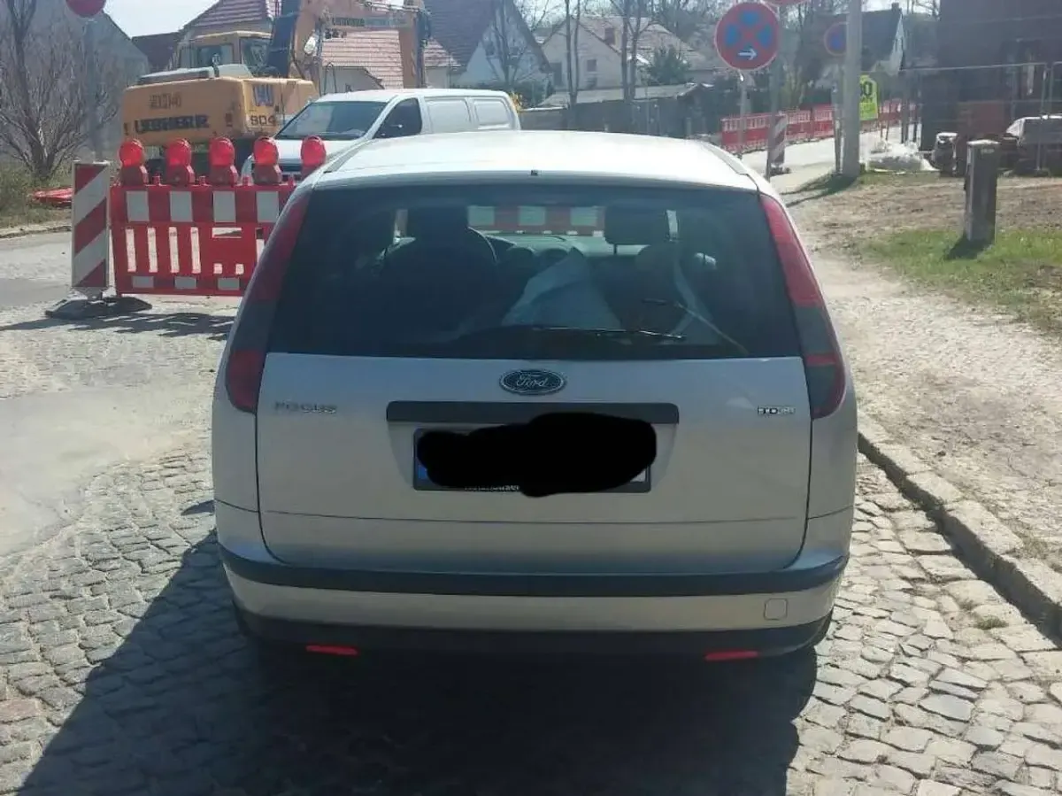 Gebraucht Ford Focus 109 PS (80 kW) 2006 Grau Kombi