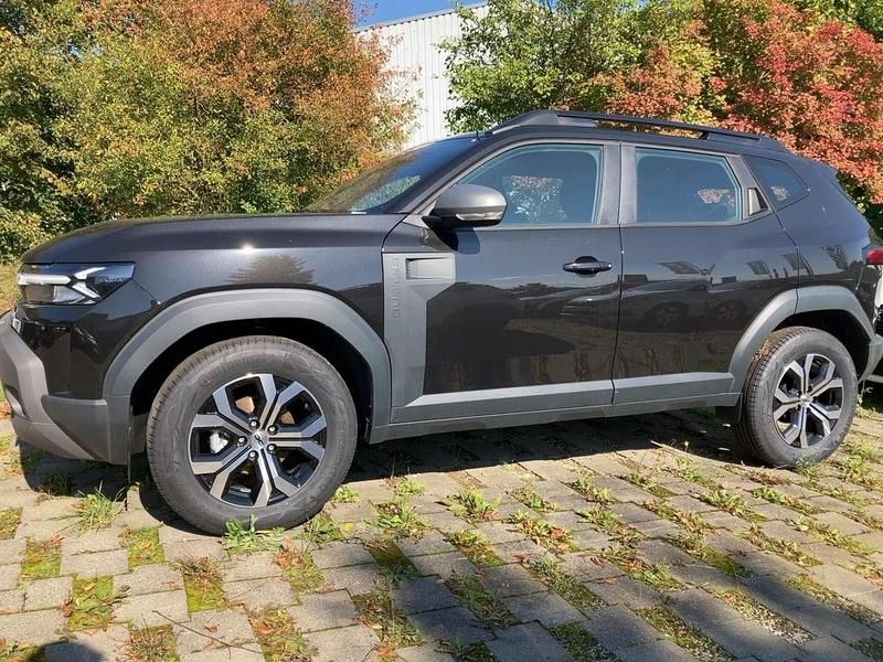 Schwarz Gebraucht 2025 Dacia Duster Expression SUV | 22.020 € (Superpreis) - Bild 1/4