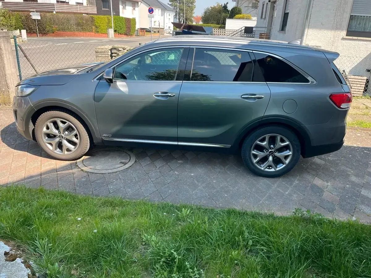 Gebraucht Kia Sorento Platinum 202 PS (148 kW) 2016 Grau SUV