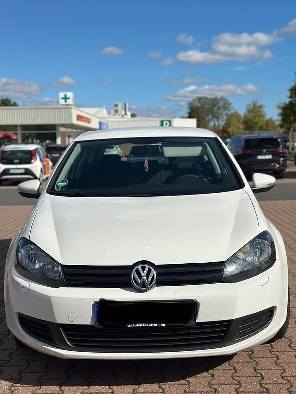 Weiß Gebraucht 2009 VW Golf VI Kleinwagen | 2.900 € (Fairer Preis) - Bild 1/4