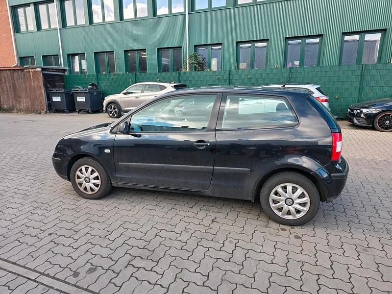 Gebraucht VW Polo 51 PS (37 kW) 2003 Schwarz Kleinwagen