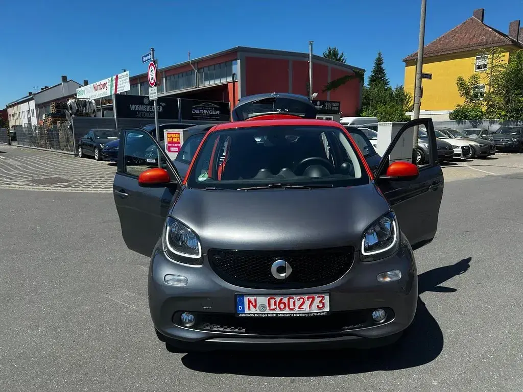 Gebraucht Smart ForFour Basis 71 PS (52 kW) 2018 Orange Kleinwagen