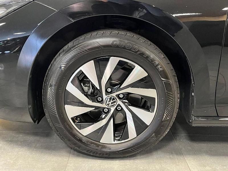 Second-hand VW Passat Business 150 CP (110 kW) 2024 Negru Berlinǎ