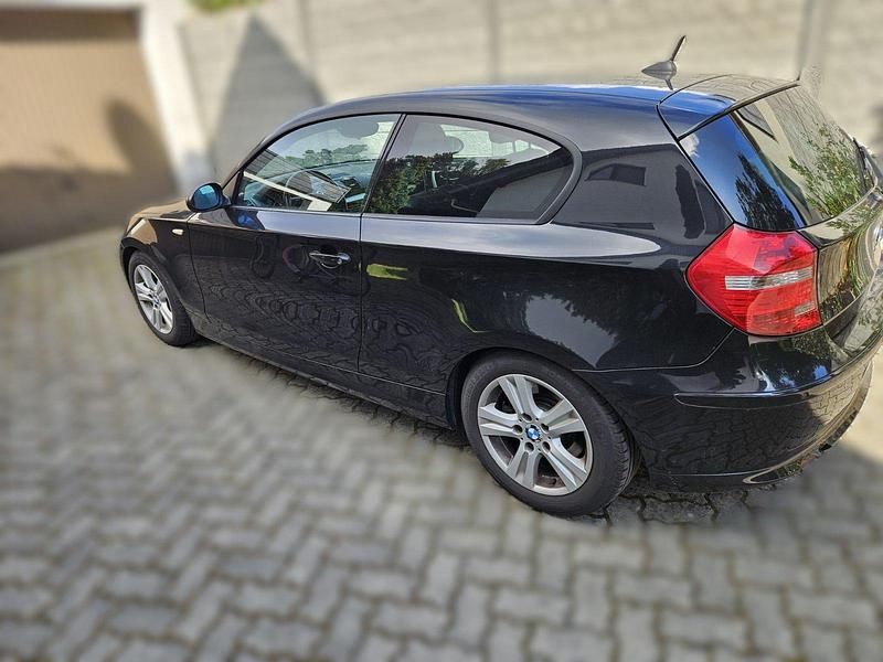 Gebraucht BMW 118 Coupé 143 PS (105 kW) 2008 Schwarz Coupé