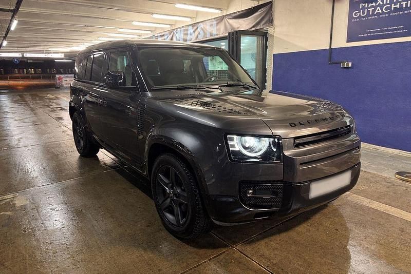 Gebraucht Land Rover Defender SE Dynamic 249 PS (183 kW) 2025 Grau SUV