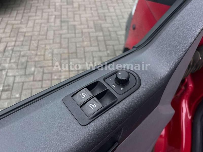 Gebraucht VW Transporter 131 PS (96 kW) 2006 Paprikarot Van