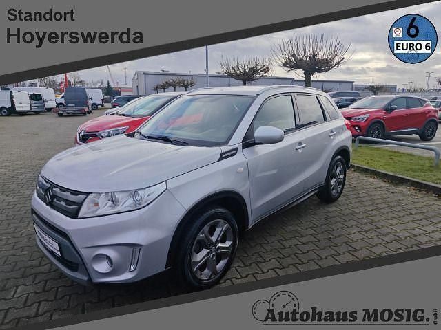 Silber schwarz Gebraucht 2017 Suzuki Vitara Comfort+ SUV | 13.999 € (Guter Preis) - Bild 1/3