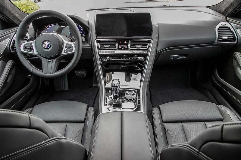 Gebraucht Alpina B8 634 PS (466 kW) 2024 Saphirschwarz metallic Coupé