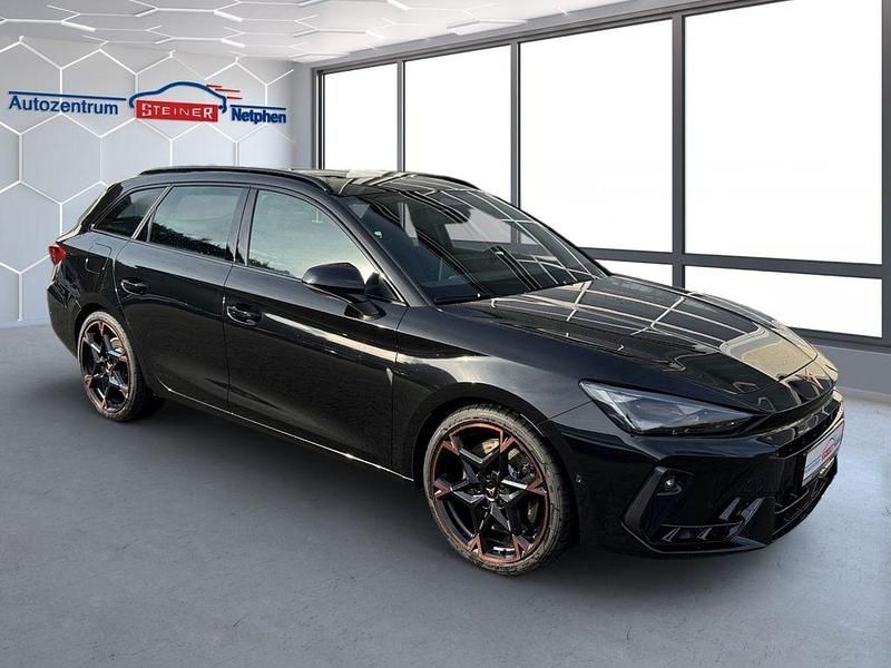 Neu Cupra Leon VZ 333 PS (244 kW) 2026 Schwarz Limousine