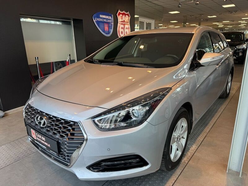 Silber Gebraucht 2019 Hyundai i40 Space Kombi | 13.900 € (Fairer Preis) - Bild 1/4