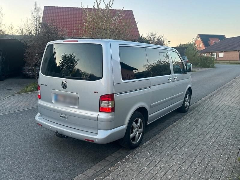 Gebraucht VW Multivan Highline 174 PS (127 kW) 2009 Silber Van / Kleinbus