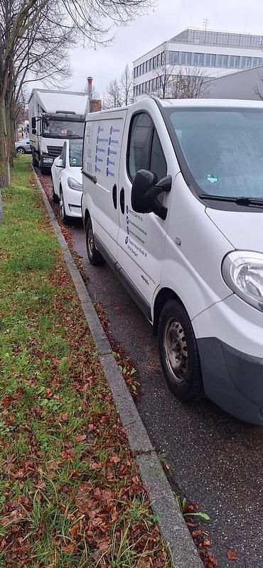 Weiß Gebraucht 2010 Renault Traffic Van / Kleinbus | 4.500 € - Bild 1/4