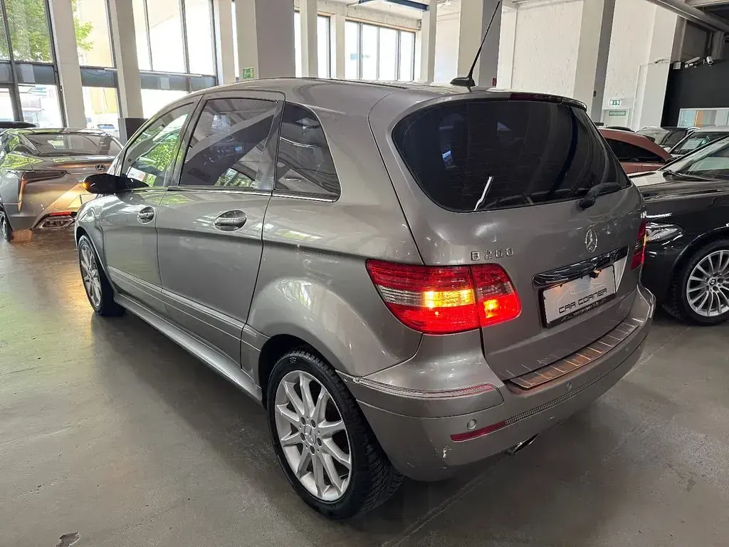 Gebraucht Mercedes B200 Sport 140 PS (102 kW) 2006 Grau Van / Kleinbus