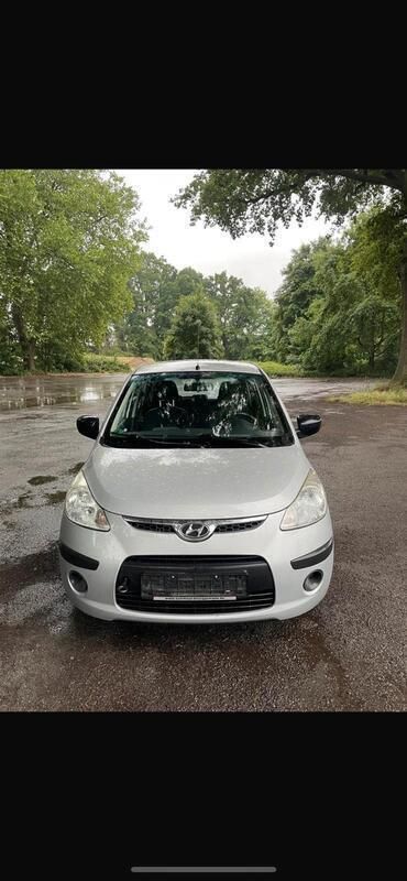 Silber Gebraucht 2010 Hyundai i10 Kleinwagen | 1.200 € (Superpreis) - Bild 1/4