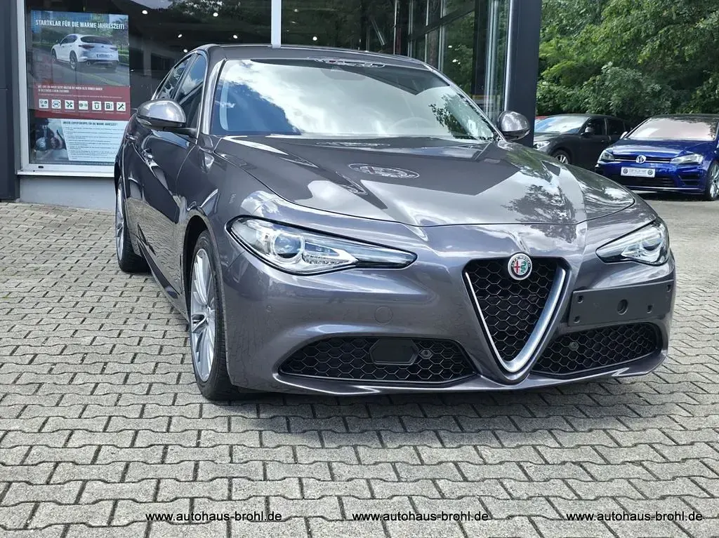 Gebraucht Alfa Romeo Giulia 200 PS (147 kW) 2019 Grau Limousine
