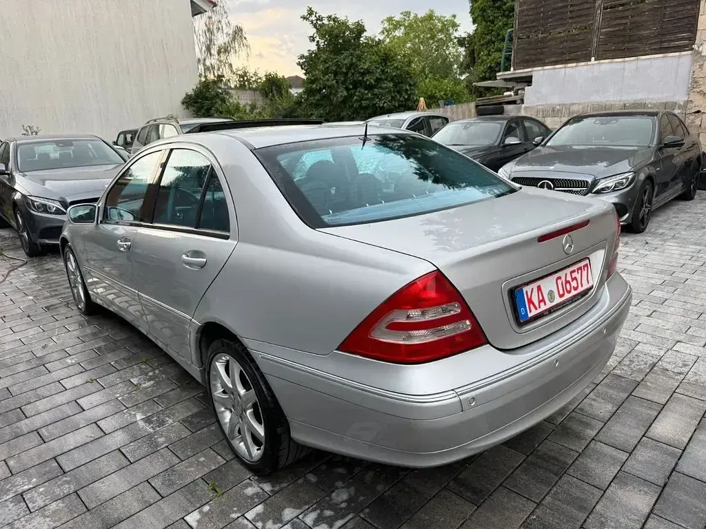 Gebraucht Mercedes C320 Avantgarde 218 PS (160 kW) 2002 Grau Limousine