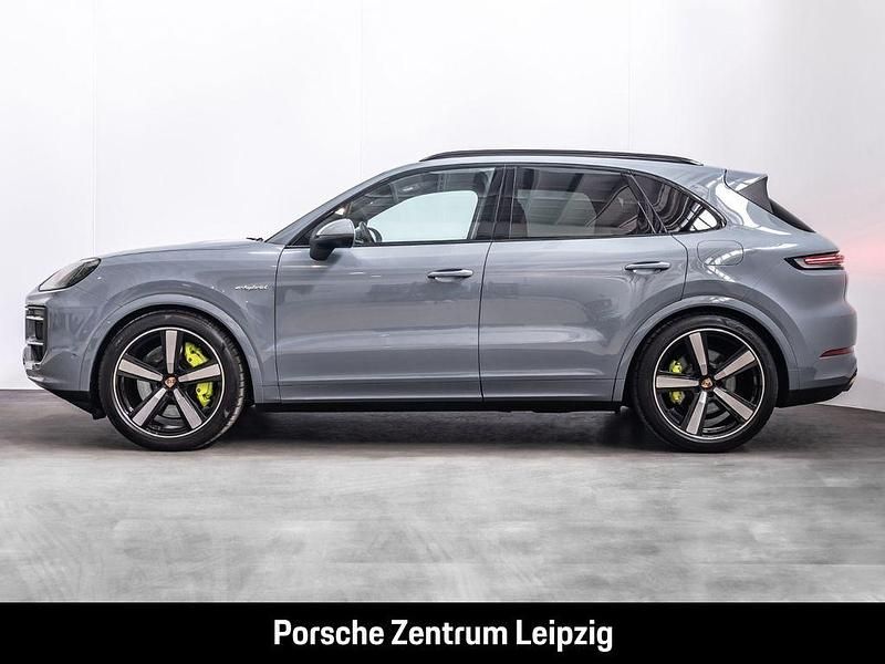 Gebraucht Porsche Cayenne S E-Hybrid 519 PS (381 kW) 2024 Grau SUV