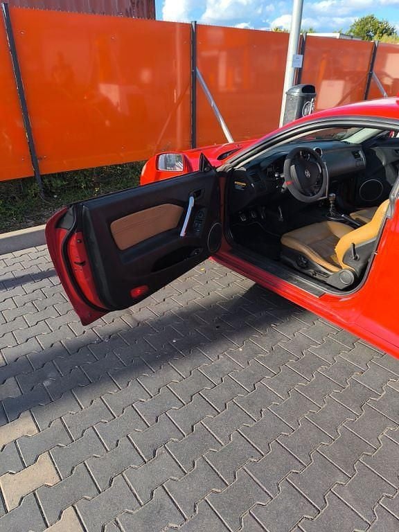 Rot Gebraucht 2007 Hyundai Coupé GLS Coupé | 1.333 € (Superpreis) - Bild 1/4