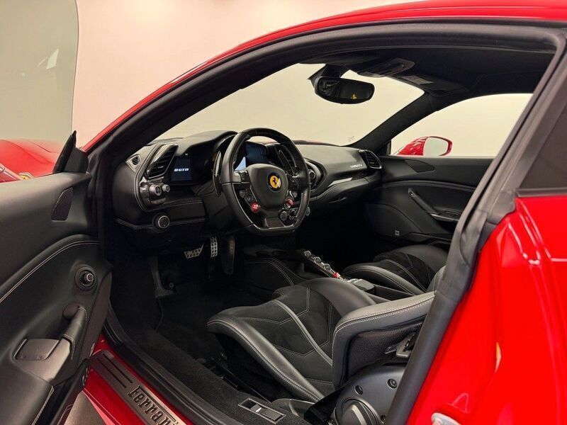 Gebraucht Ferrari 488 669 PS (492 kW) 2017 Rot Coupé