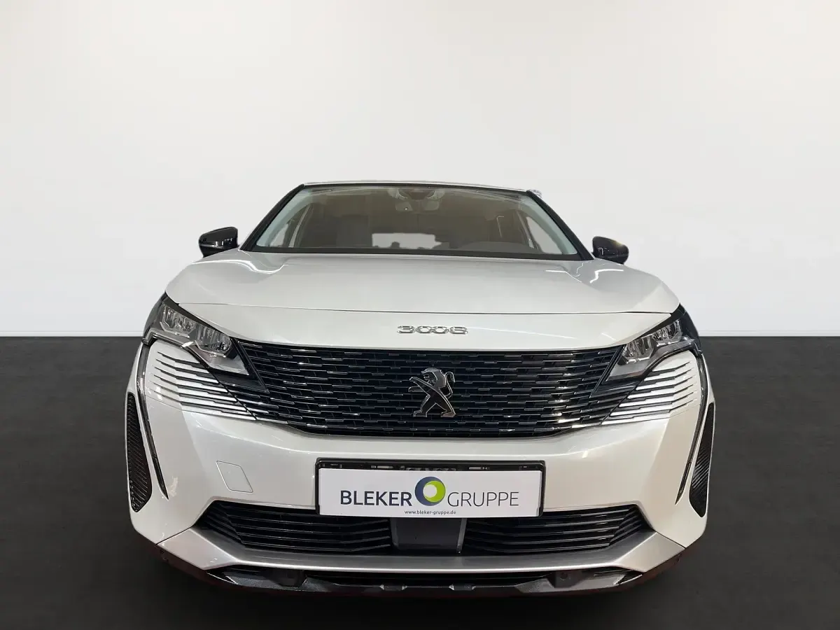 Gebraucht Peugeot 3008 Allure 224 PS (164 kW) 2021 Perlmutt weiß SUV