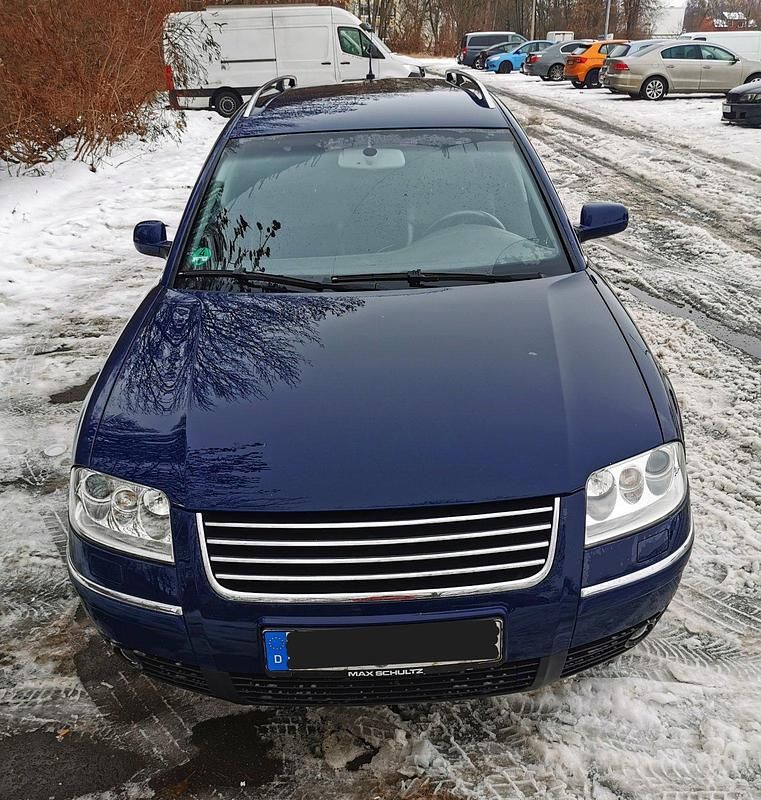 Gebraucht VW Passat Highline 150 PS (110 kW) 2002 Blau Kombi