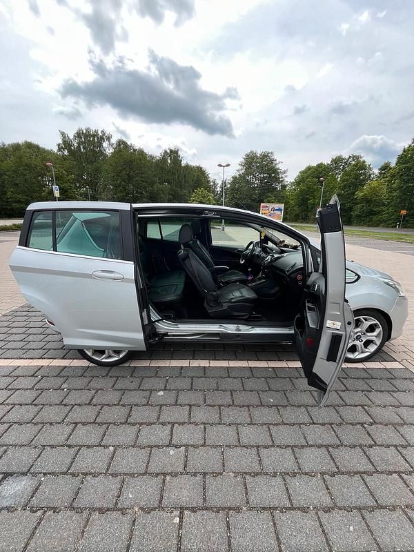 Gebraucht Ford B-MAX 95 PS (69 kW) 2013 Silber Van / Kleinbus