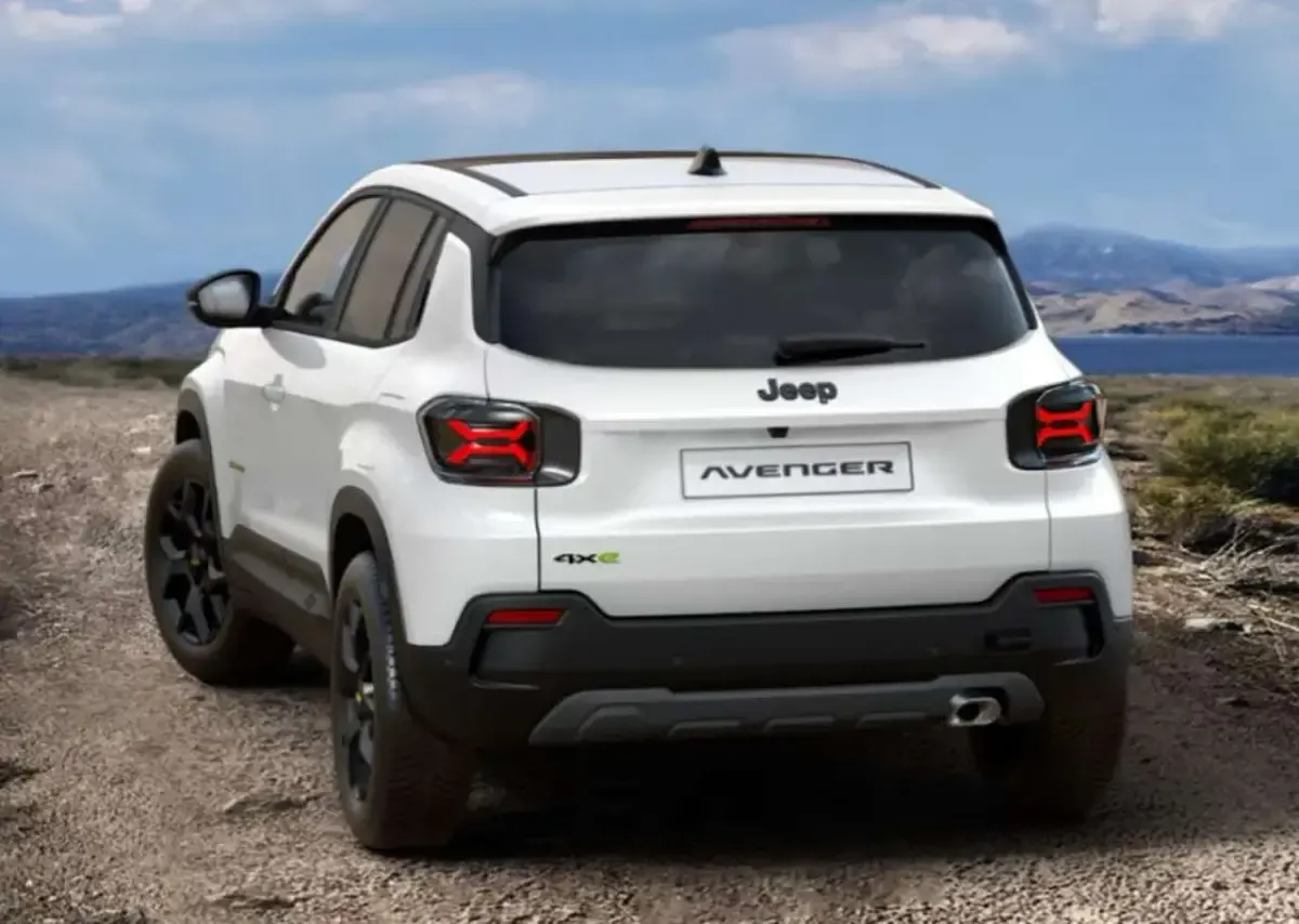 Neu Jeep Avenger North 145 PS (106 kW) 2026 Snow white SUV