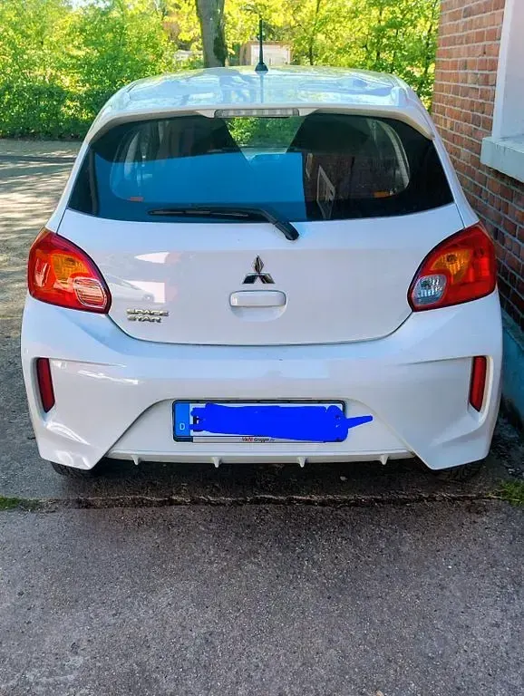 Brugt Mitsubishi Space Star Select 71 HK (52 kW) 2023 Hvid Hatchback