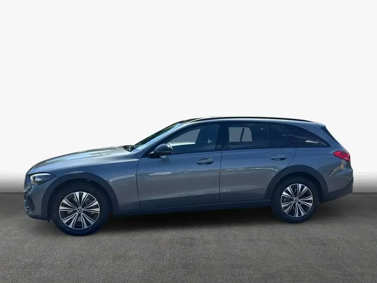 Gebraucht Mercedes C200 204 PS (150 kW) 2025 Grau Kombi
