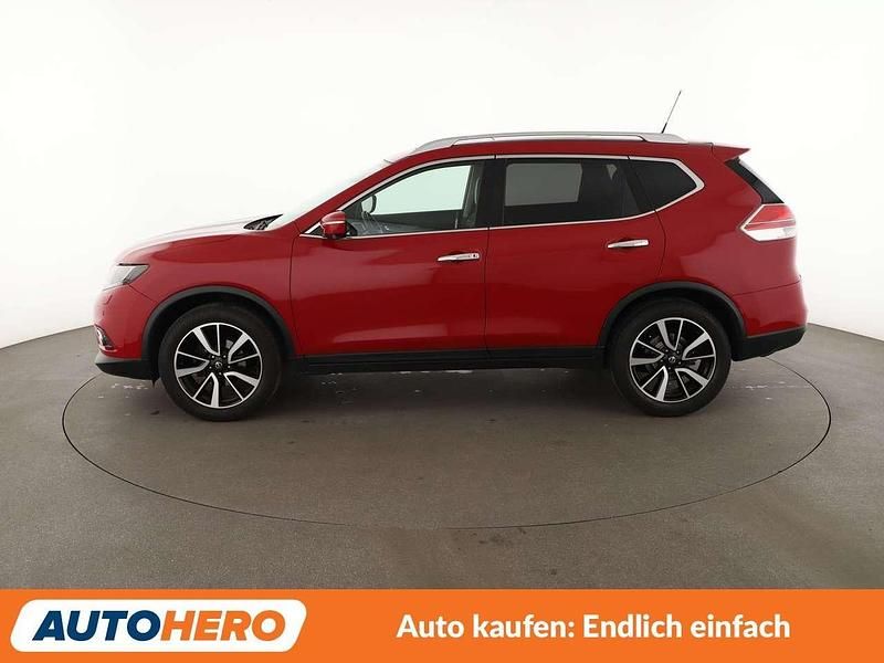Gebraucht Nissan X-Trail Acenta 163 PS (119 kW) 2017 Rot SUV