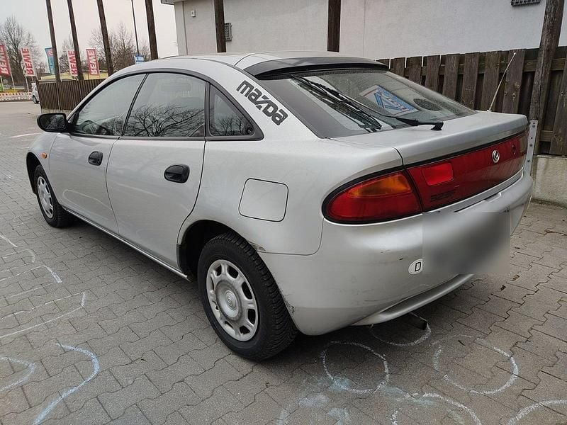 Gebraucht Mazda 323F 88 PS (64 kW) 1996 Silber Limousine