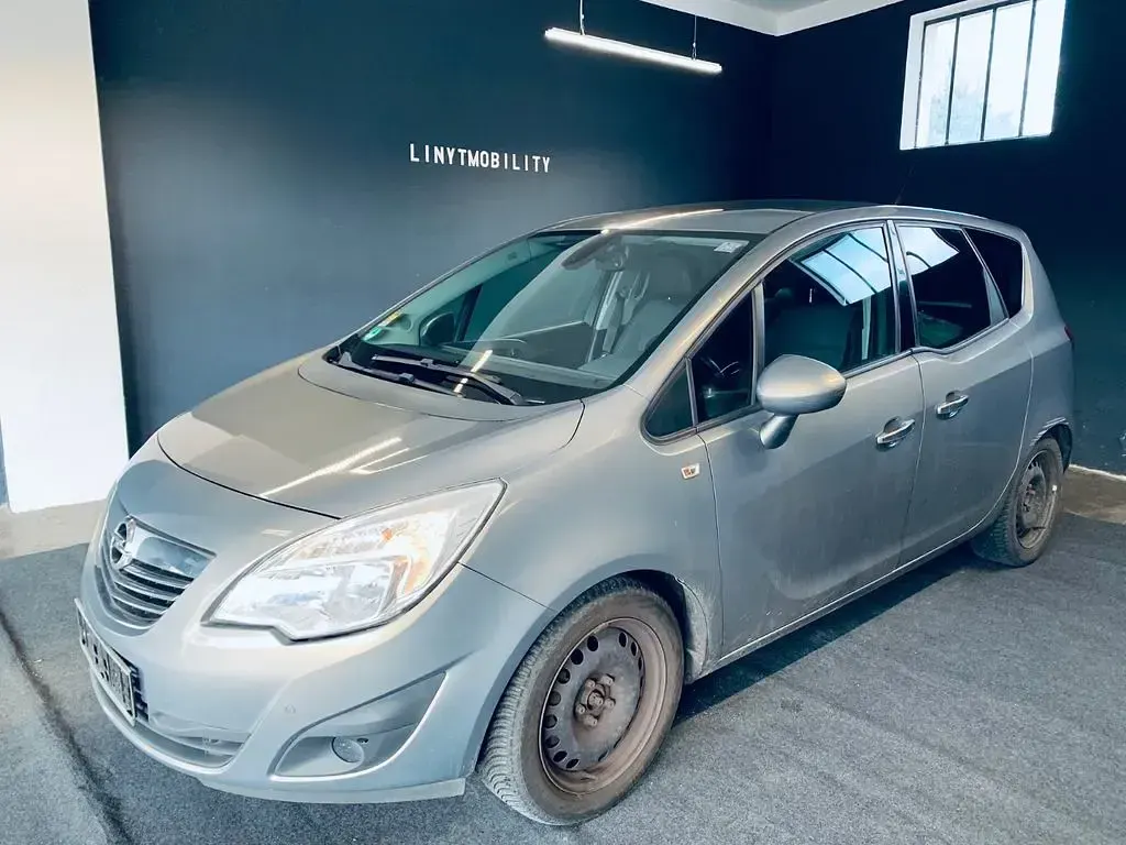 Usata Opel Meriva Innovation 95 CV (69 kW) 2011 Grigio Monovolume