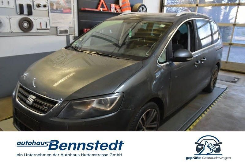 Grau Gebraucht 2017 Seat Alhambra FR-Line Van / Kleinbus | 18.420 € (Fairer Preis) - Bild 1/4