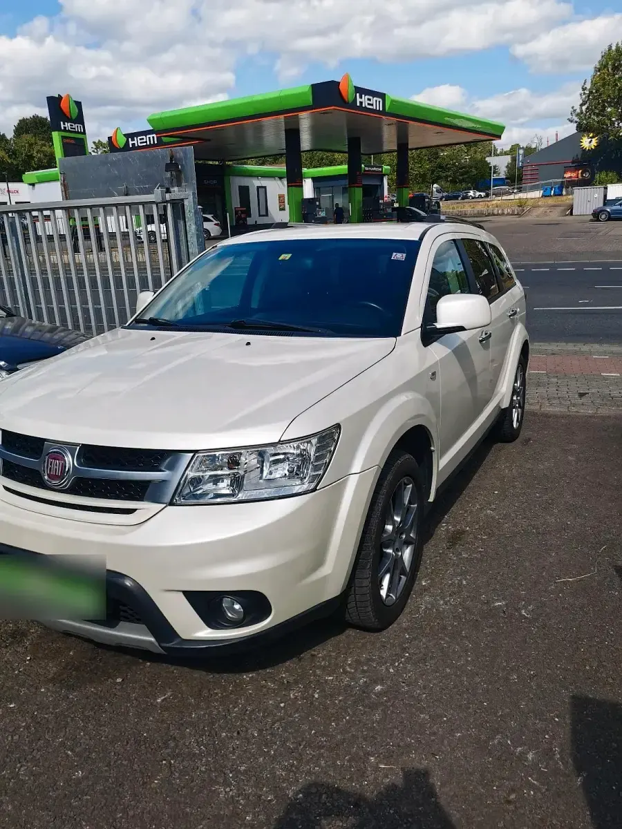 Gebraucht Fiat Freemont 170 PS (125 kW) 2015 Weiß SUV
