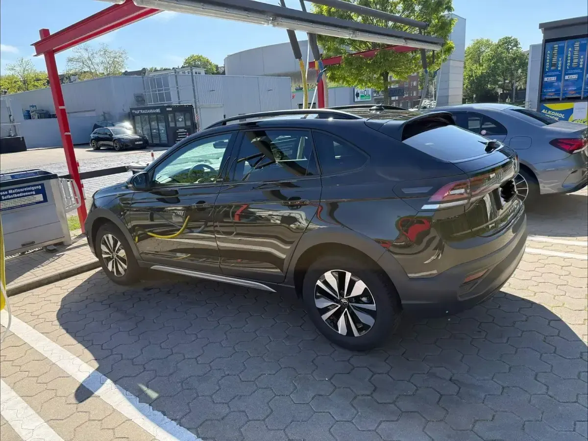 Gebraucht VW Taigo Move 110 PS (80 kW) 2024 Schwarz SUV