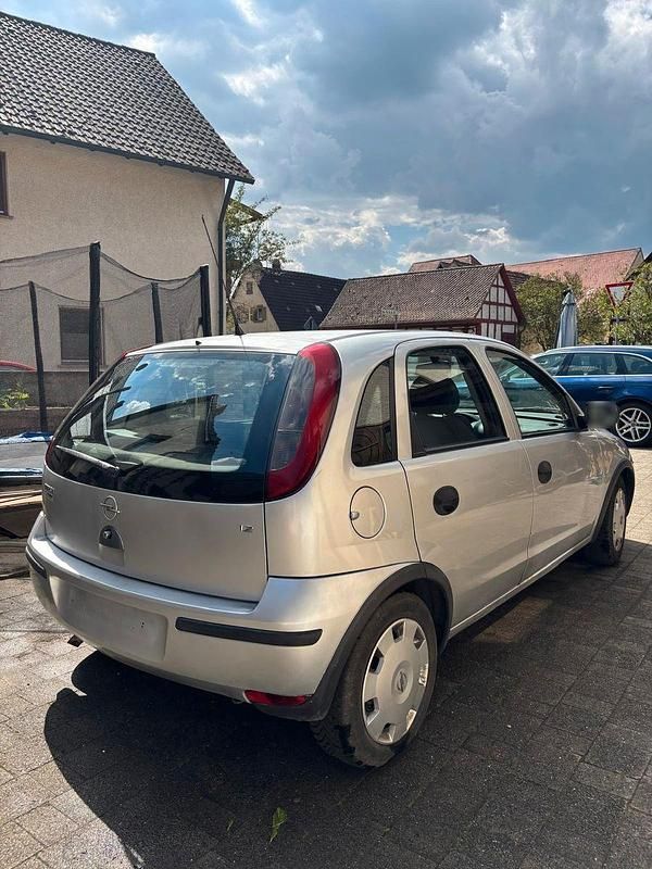 Gebraucht Opel Corsa Cosmo 75 PS (55 kW) 2004 Silber Kleinwagen