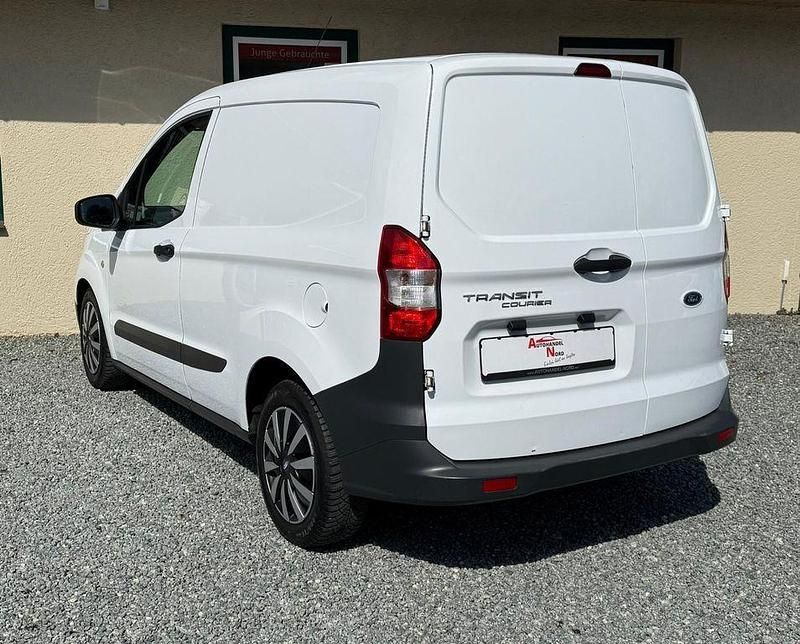 Gebraucht Ford Transit 75 PS (55 kW) 2016 Weiß Limousine