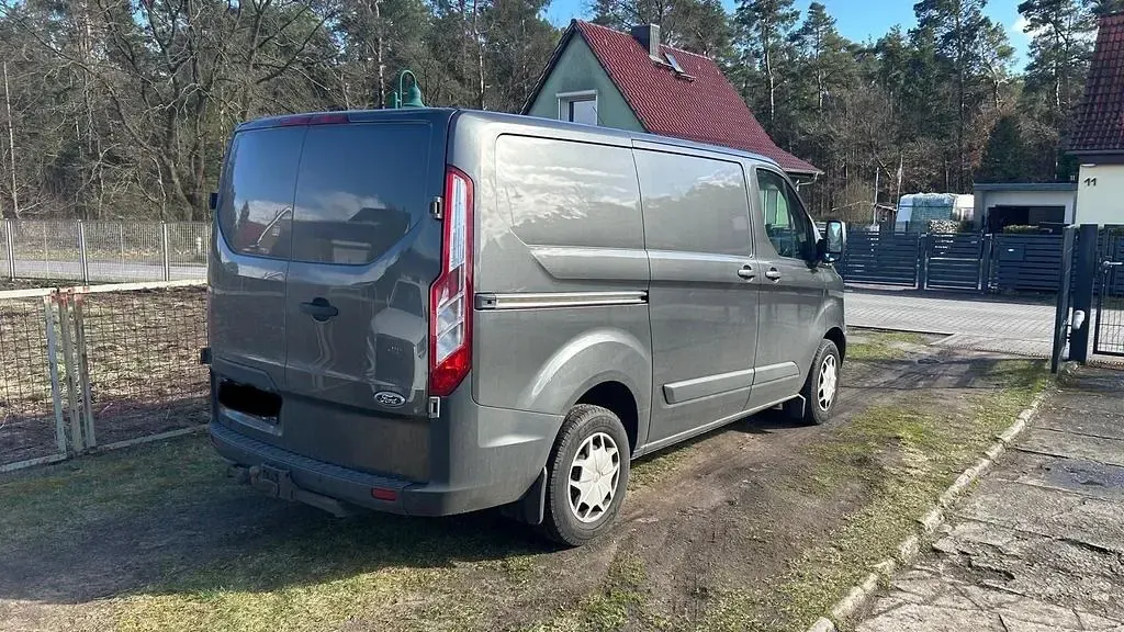 Gebraucht Ford Transit Custom 131 PS (96 kW) 2016 Grau Van / Kleinbus