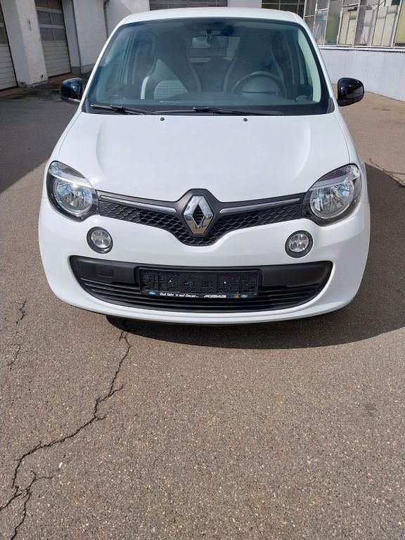 Weiß Gebraucht 2018 Renault Twingo Intens Kleinwagen | 8.600 € (Fairer Preis) - Bild 1/4