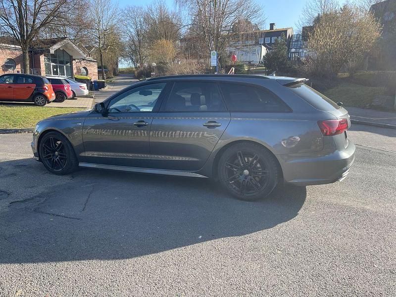 Gebraucht Audi A6 Ambiente 320 PS (235 kW) 2017 Grau Kombi