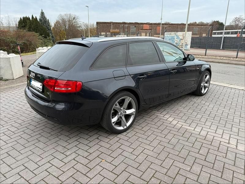 Gebraucht Audi A4 S-Line 150 PS (110 kW) 2013 Blau Kombi