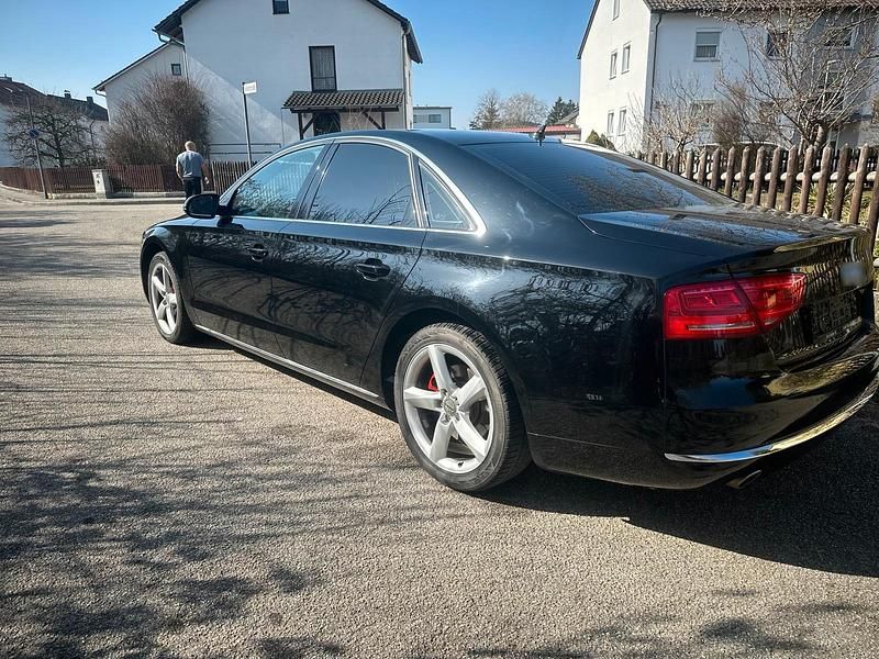 Gebraucht Audi A8 250 PS (183 kW) 2013 Schwarz Limousine