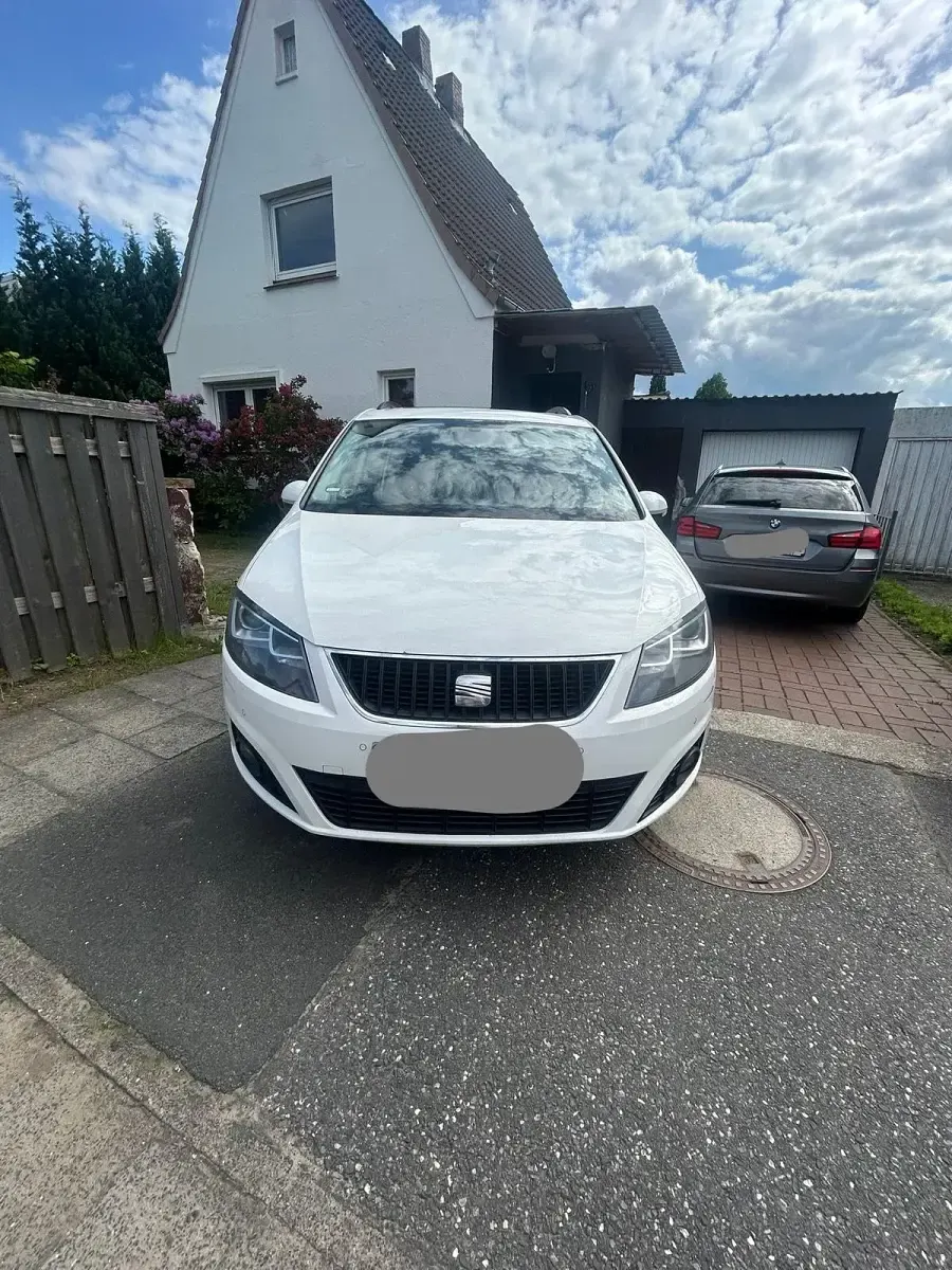 Gebraucht Seat Alhambra 177 PS (130 kW) 2010 Weiß Van / Kleinbus