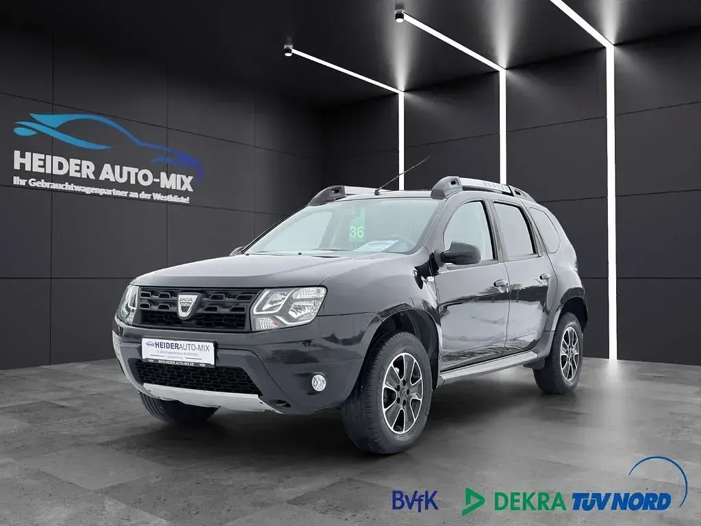 Second-hand Dacia Duster Black Shadow 125 CP (91 kW) 2017 Negru SUV
