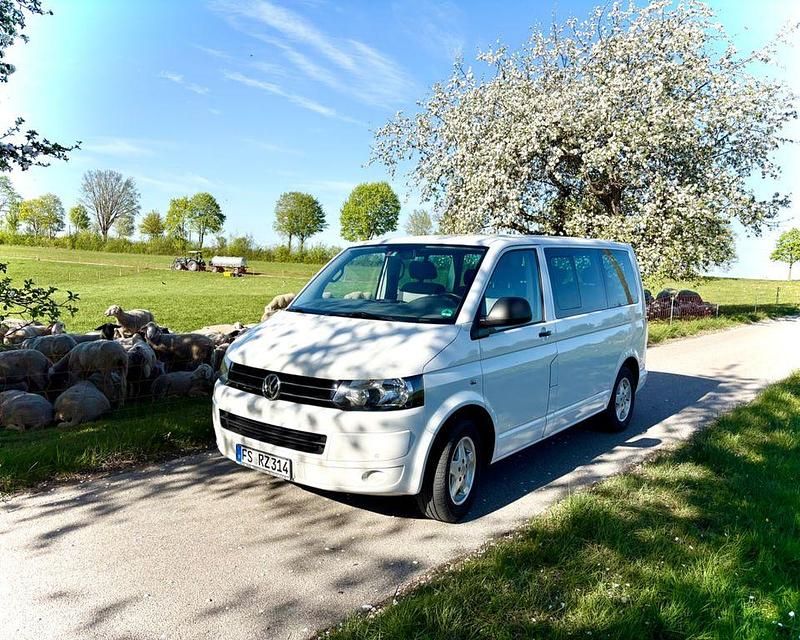 Gebraucht VW T5 102 PS (75 kW) 2011 Weiß Van