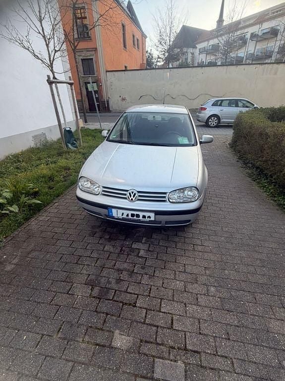 Gebraucht VW Golf IV 75 PS (55 kW) 2001 Silber Limousine