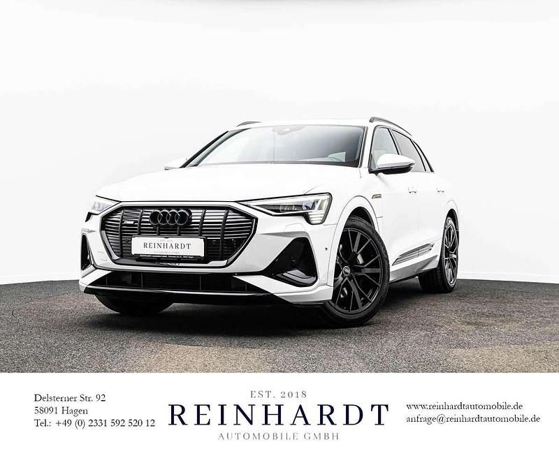 Gletscherweiß metallic Gebraucht 2022 Audi e-tron S-Line SUV | 33.425 € (Fairer Preis) - Bild 1/1