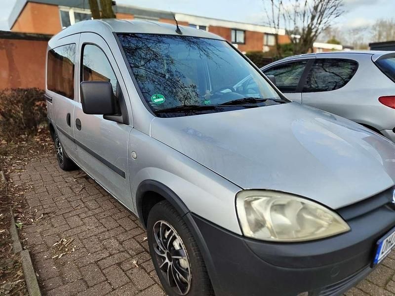 Second-hand Opel Combo 75 CP (55 kW) 2007 Argintiu Monovolum